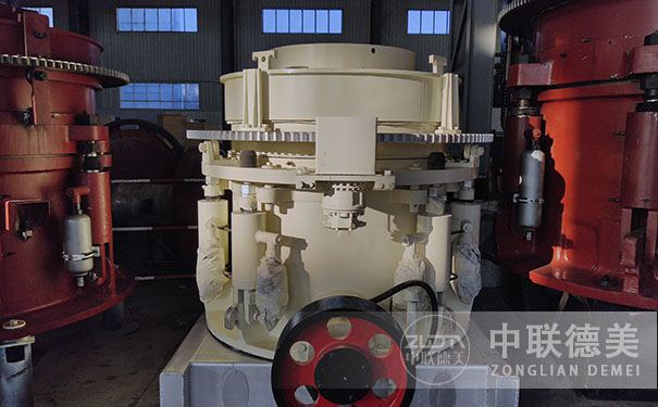 遼寧液壓圓錐破碎機(jī)現(xiàn)場(chǎng)視頻圖片