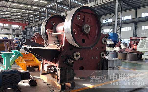 細(xì)顎式破碎機(jī)多少錢一臺(tái)?