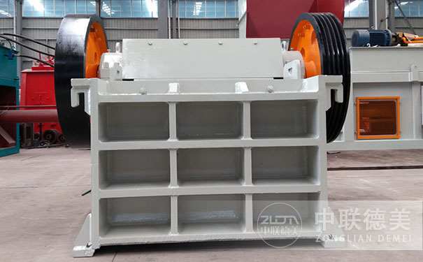 雙輥破碎機哪里好,哪里有賣的？