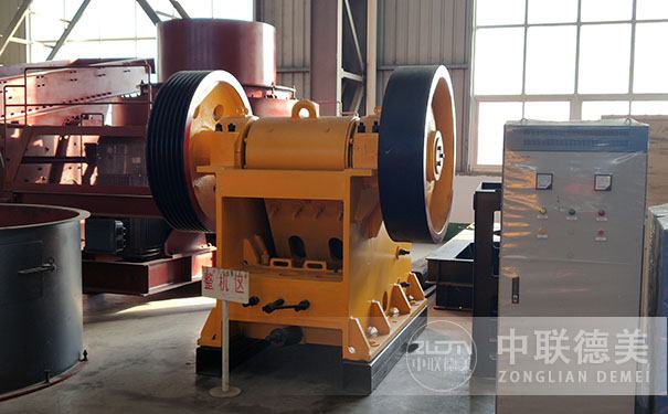 什么是液壓對輥破碎機(jī)？