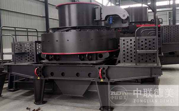 沖擊式破碎機(jī)怎么用?