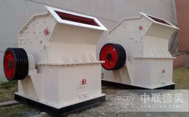 多缸液壓圓錐破碎機(jī)介紹