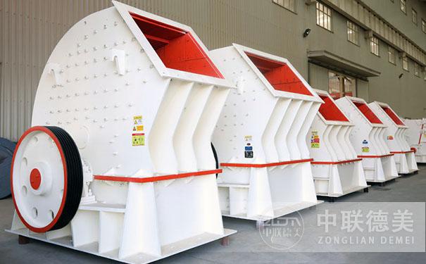 反擊式破碎機(jī)