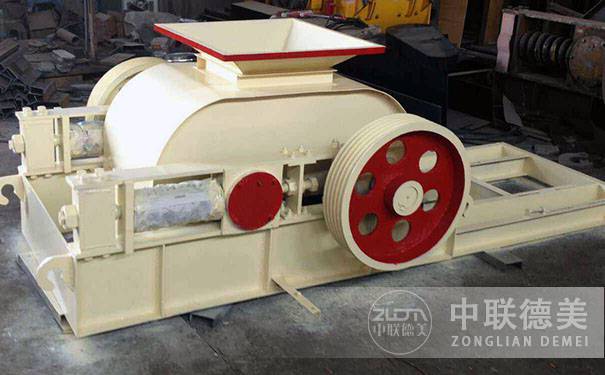 對輥制砂機(jī)